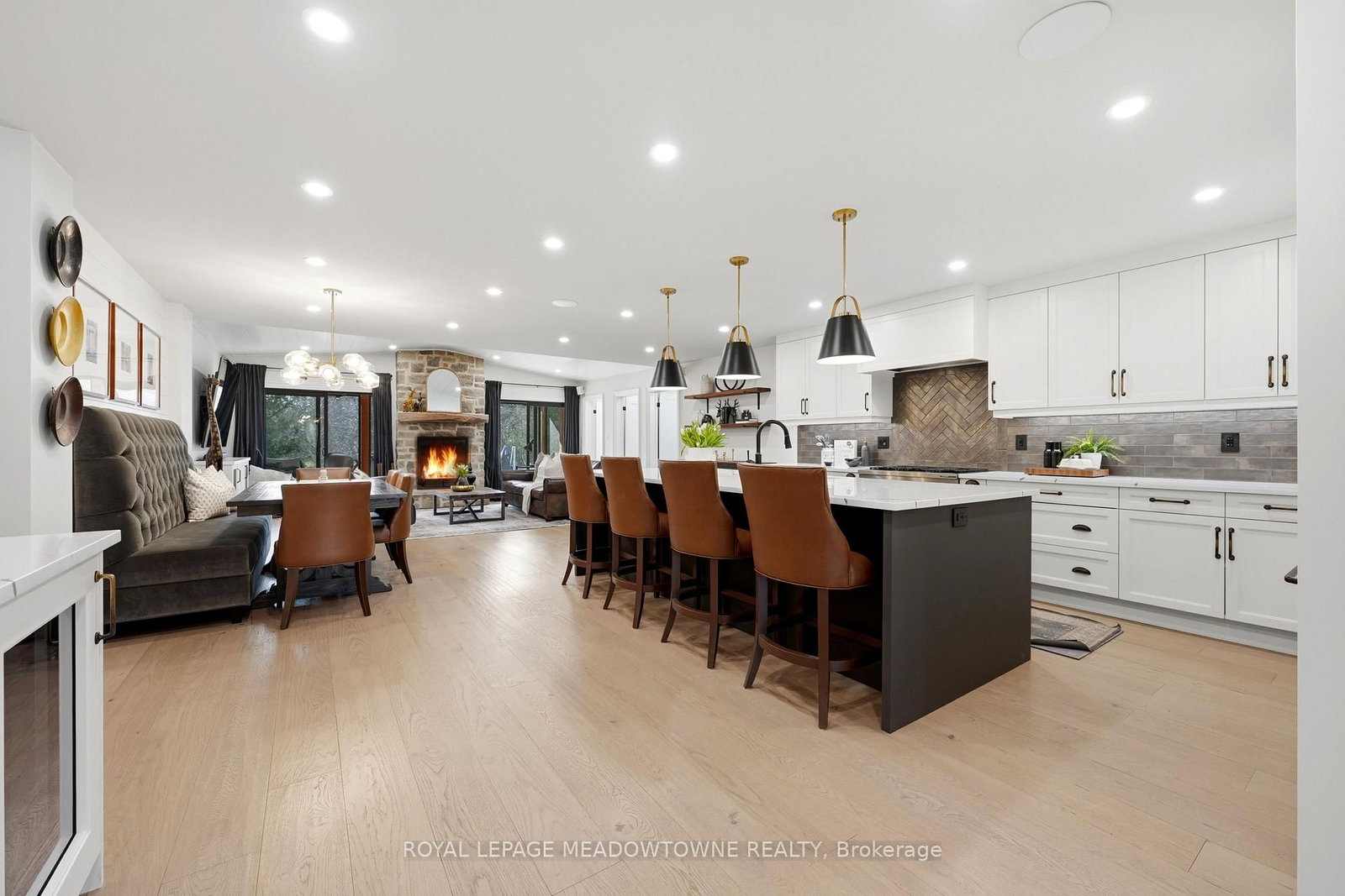 10916 22nd Side Road - Photo 5