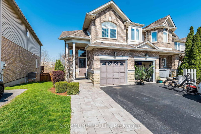 4073 Medland Dr, Burlington, L7M 4Z6 | Image 3