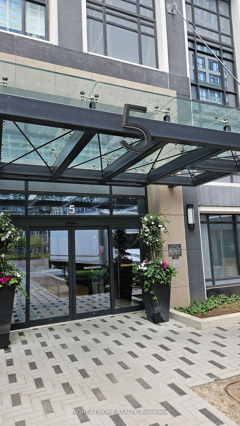 1534 - 5 Mabelle Ave, Toronto, M9A 0C8 | Image 2