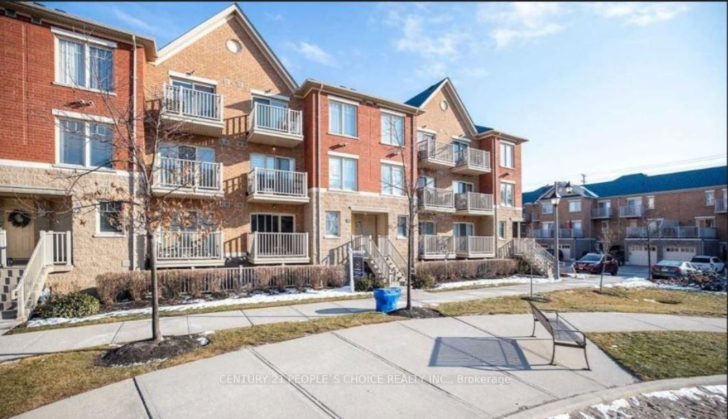 5050 Intrepid Drive, Unit 74
