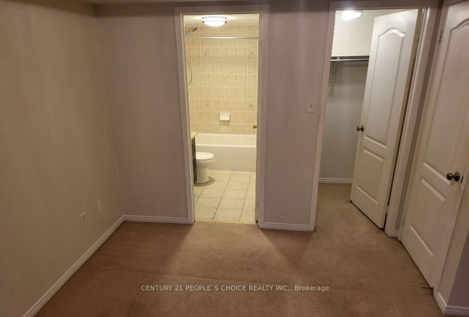 5050 Intrepid Drive, Unit 74 - Photo 17