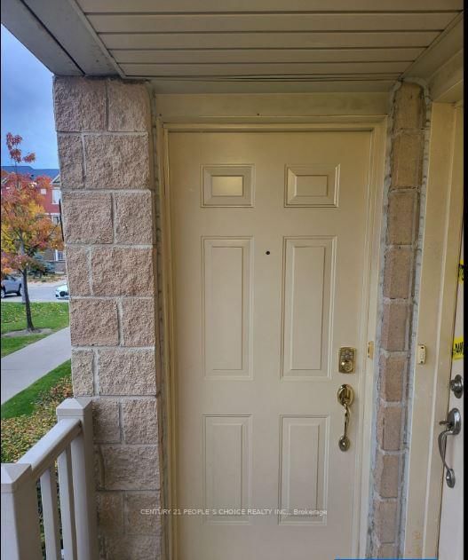 74 - 5050 Intrepid Dr, Mississauga, L5M 0E5 | Image 3