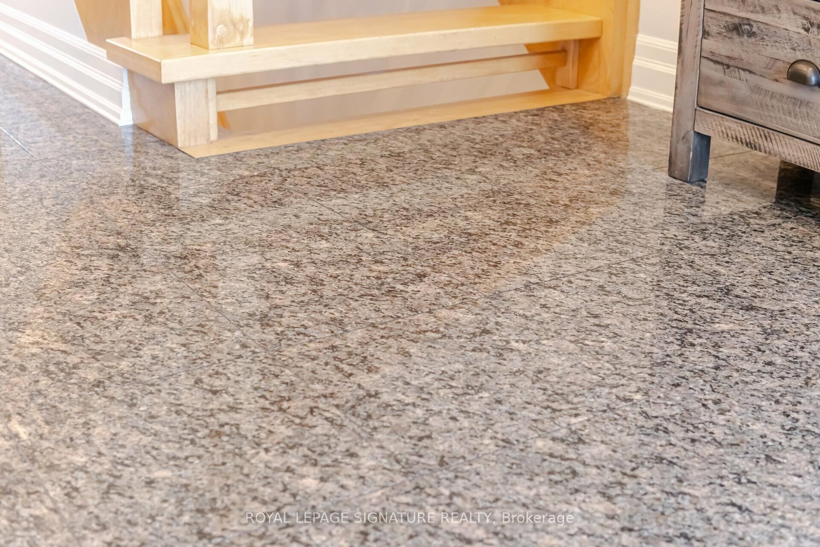 762 Vermouth Avenue - Photo 18