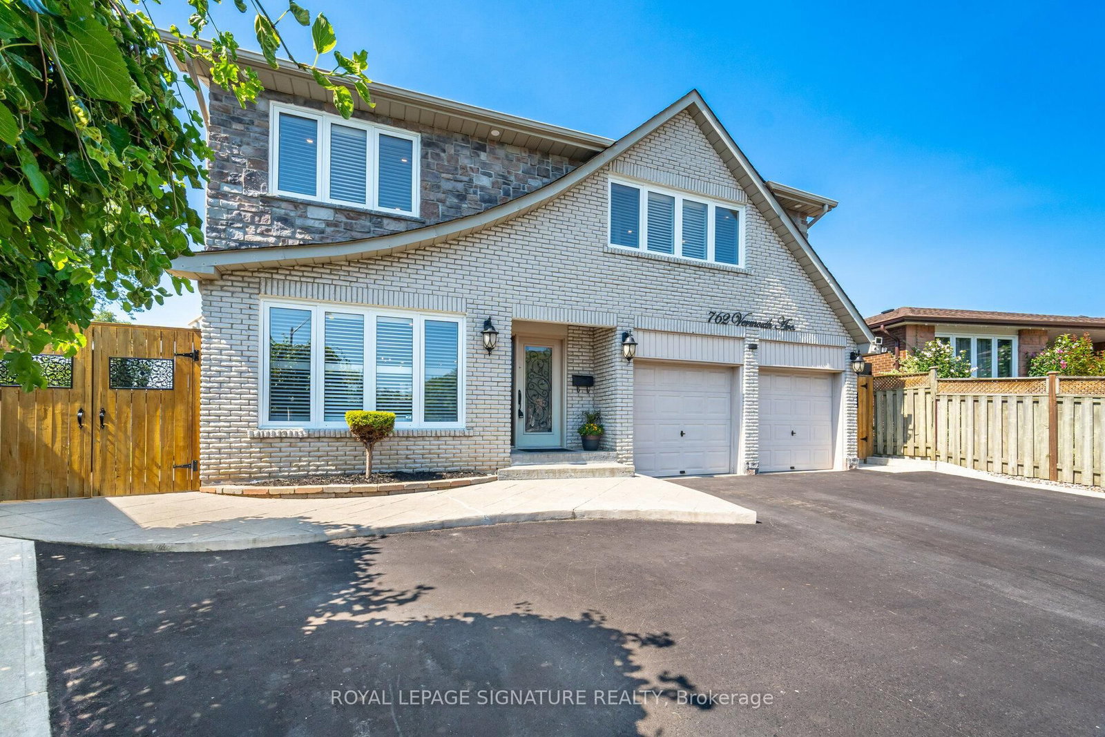 762 Vermouth Avenue - Photo 2