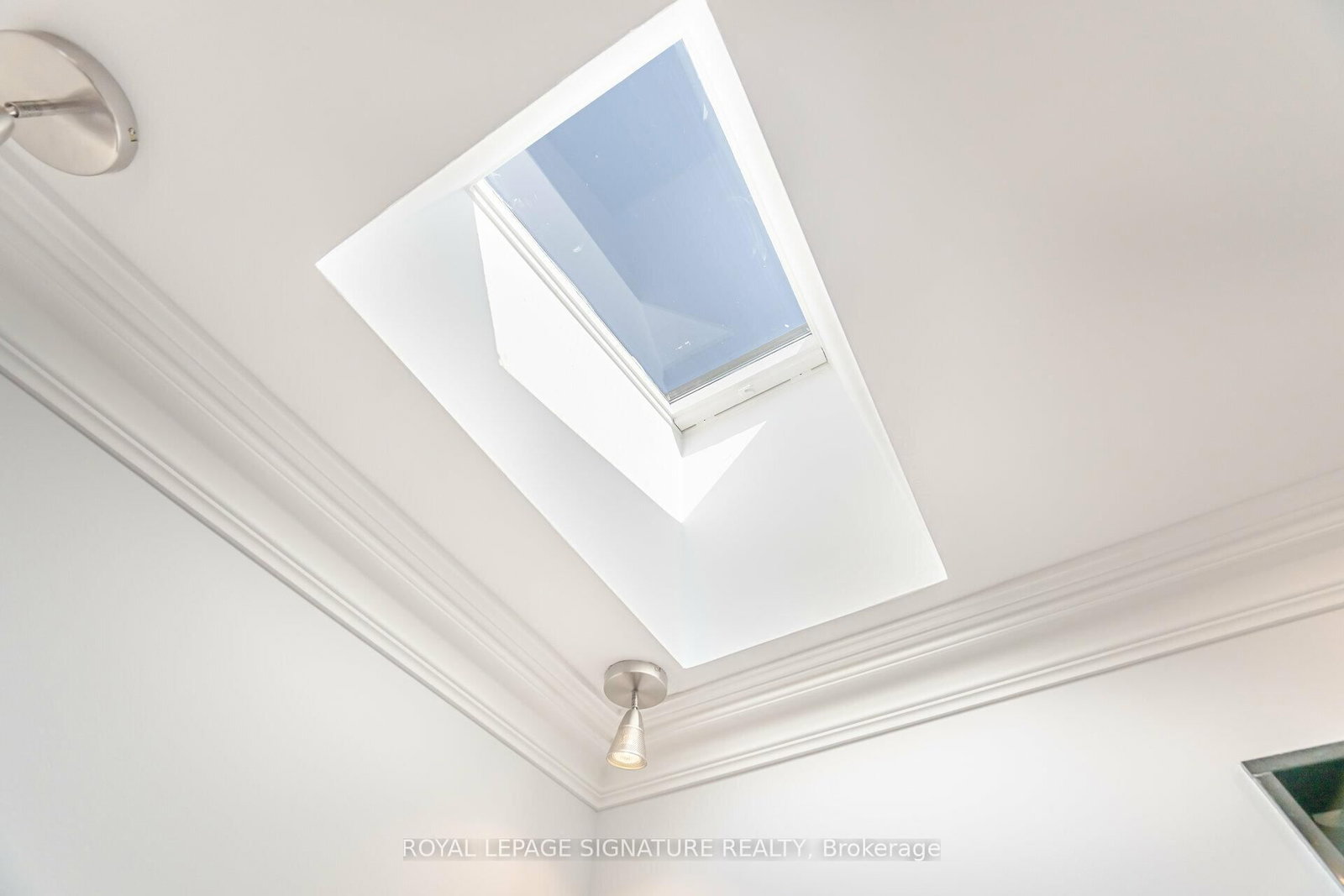 762 Vermouth Avenue - Photo 26