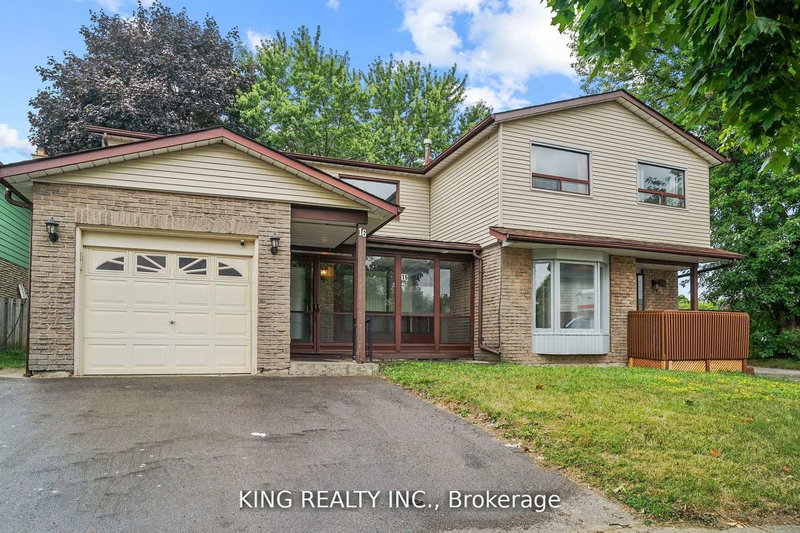 16 Wimbledon Crt, Brampton, L6V 2S4 | Image 3