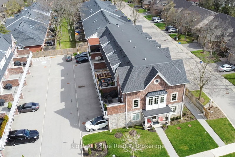 2 - 2362 New St, Burlington, L7R 1J6 | Image 3