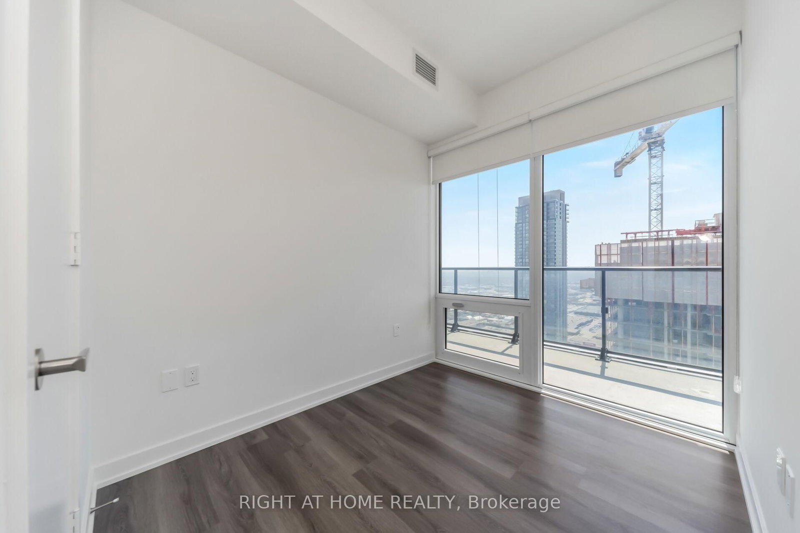 448 Burnhamthorpe Road, Unit 3111 - Photo 18