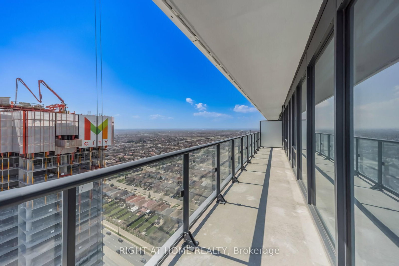 448 Burnhamthorpe Road, Unit 3111 - Photo 32