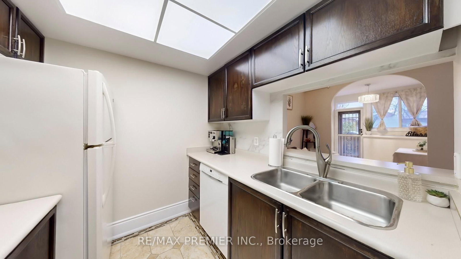 8351 Mclaughlin Road, Unit 127 - Photo 17