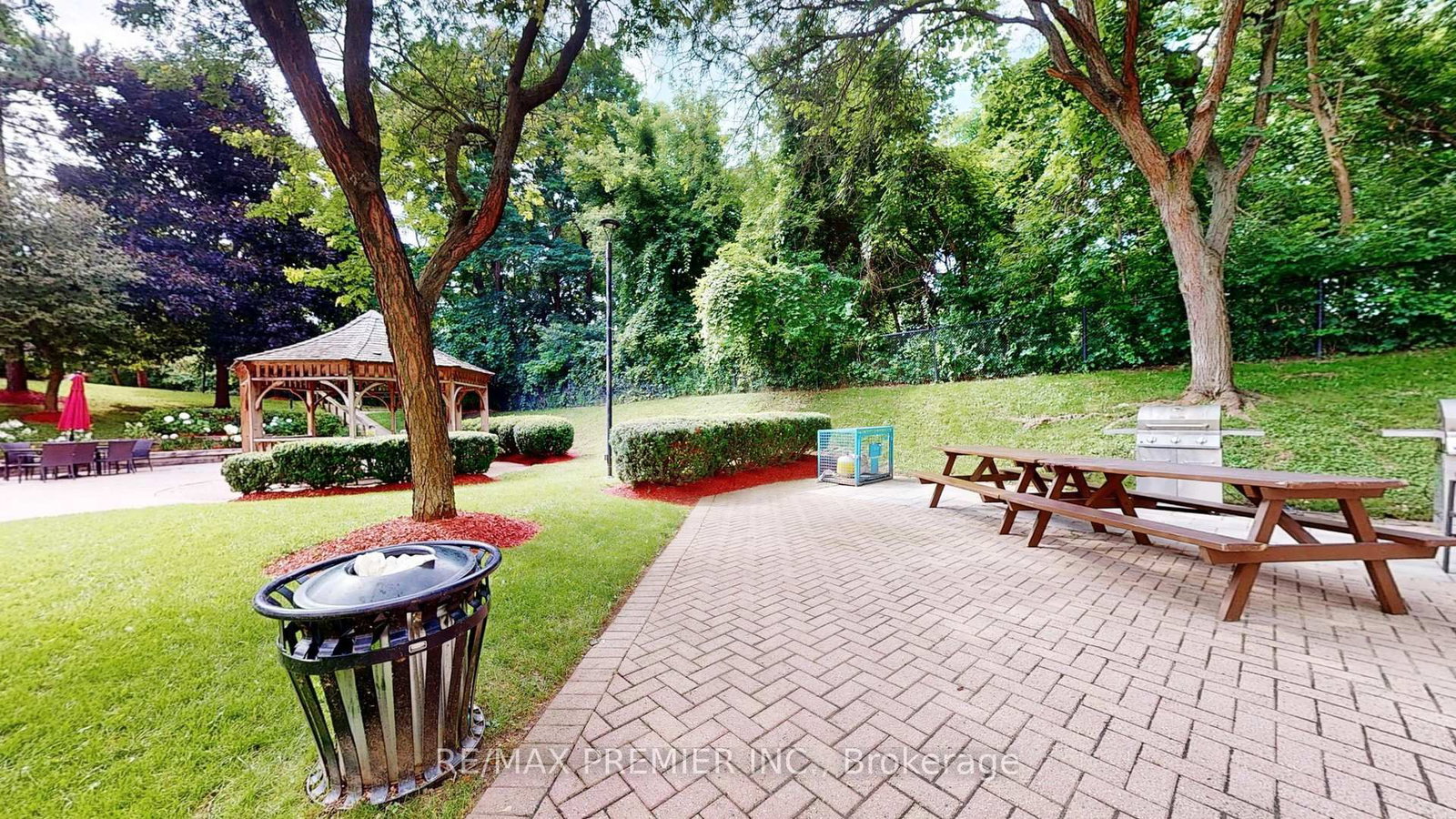 8351 Mclaughlin Road, Unit 127 - Photo 40