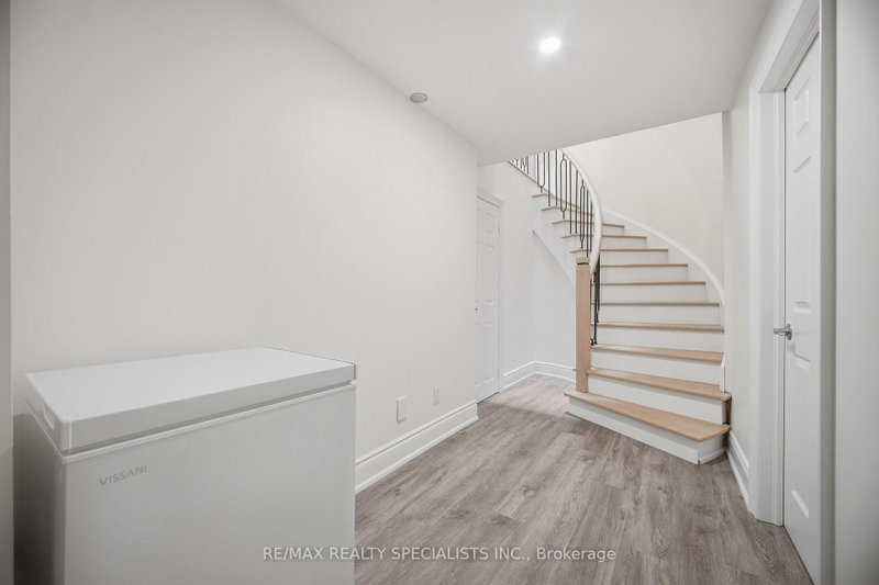 57 Fairview Mississauga,ON L5B 1K7 — Photo 34