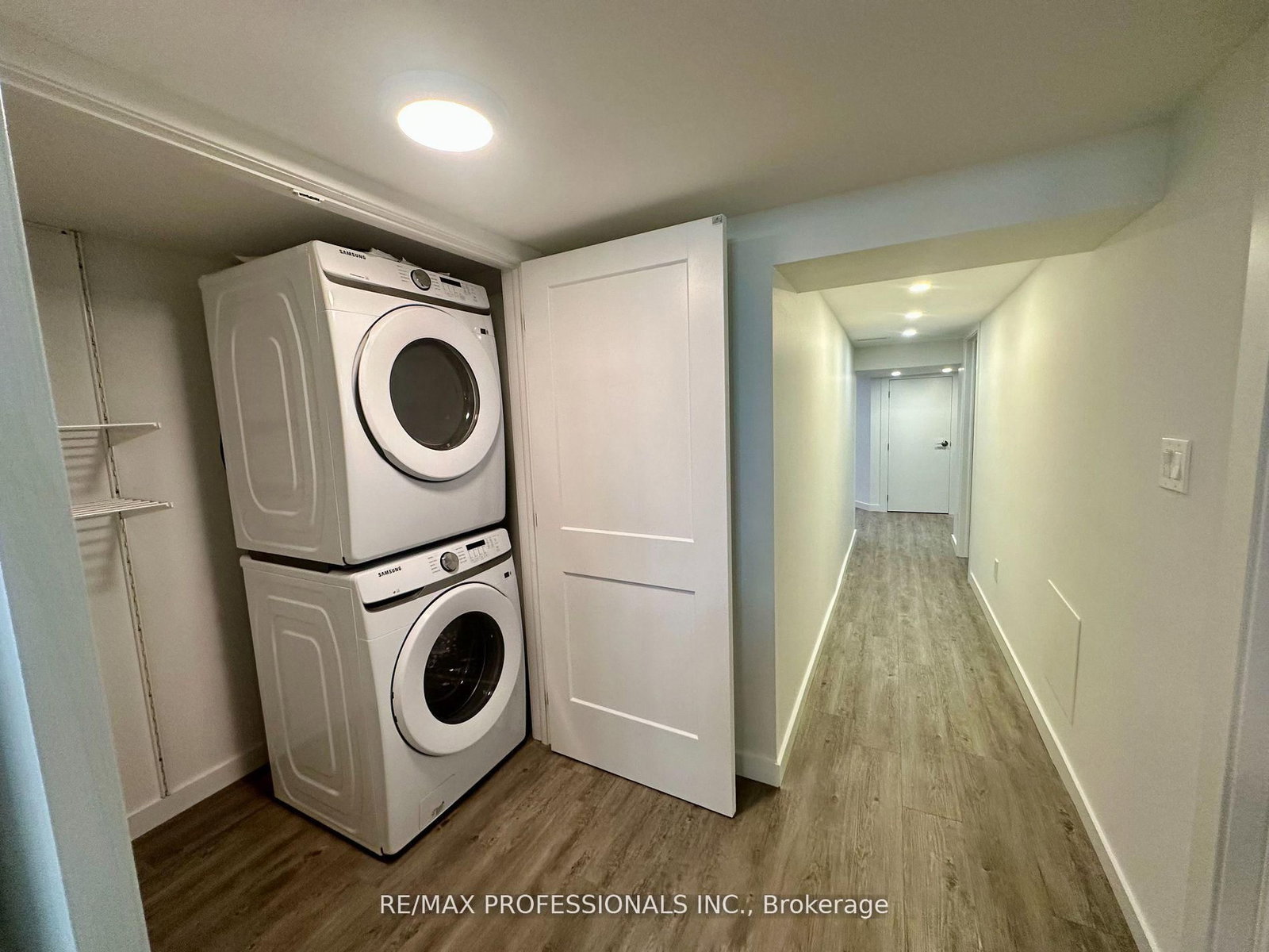 66 Whitburn Crescent, Unit Lower - Photo 13