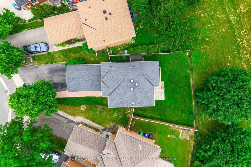 56 Valonia Dr, Brampton, L6V 4K1 | Image 3