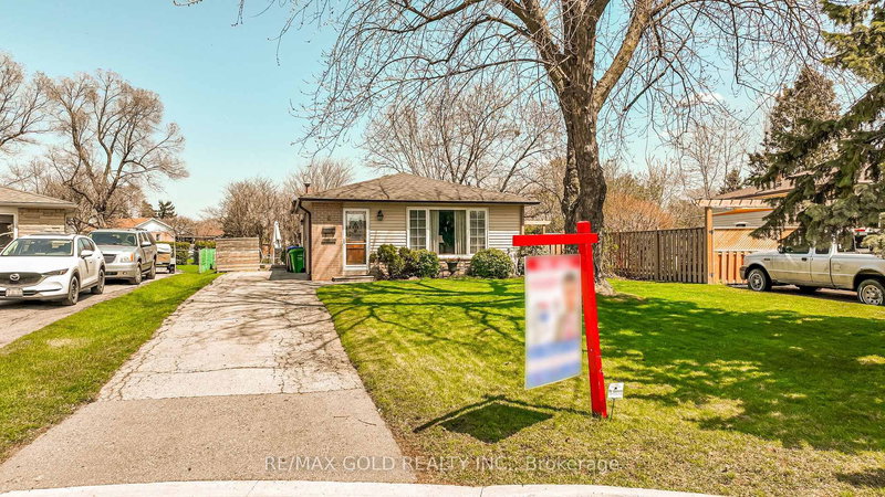 6 Eldon Crt, Brampton, L6T 2B9 | Image 3