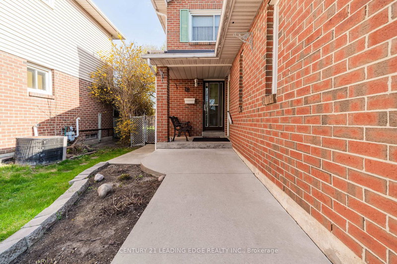 18 Luminous Crt, Brampton, L6Z 2B3 | Image 3