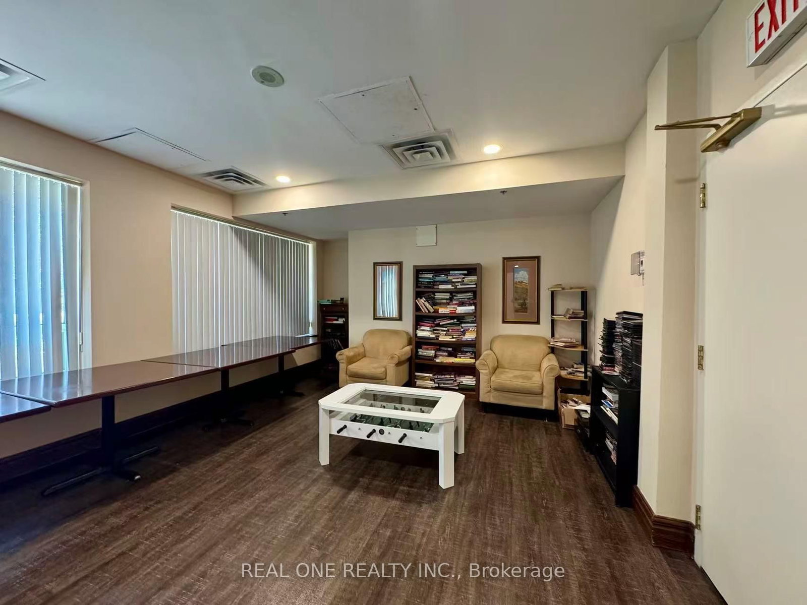 15 Michael Power Place, Unit 1507 - Photo 27