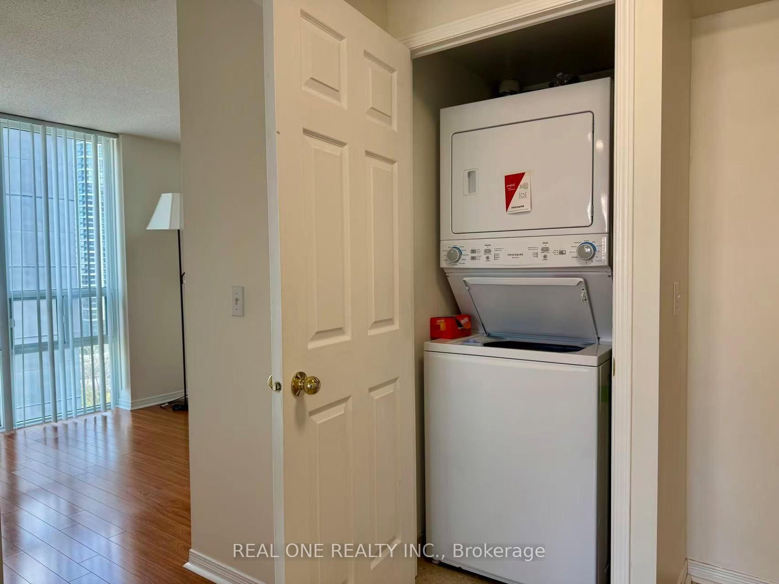 15 Michael Power Place, Unit 1507 - Photo 7