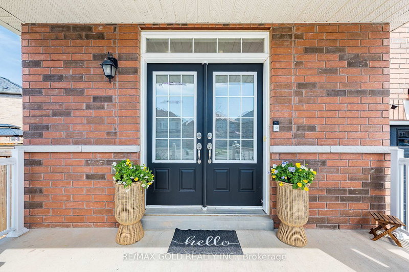 253 Elbern Markell Dr, Brampton, L6X 3C3 | Image 3