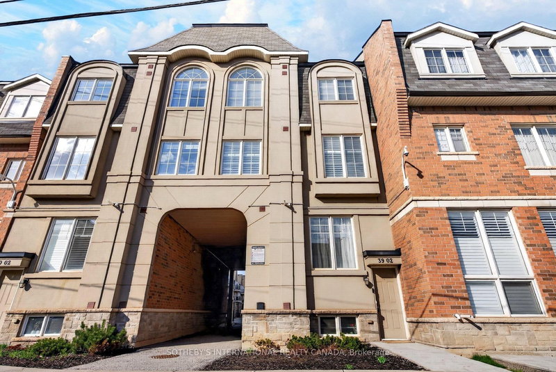 39-02 - 2420 Baronwood Dr, Oakville, L6M 0X6 | Image 2