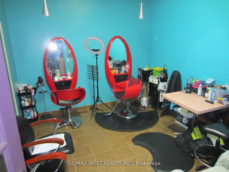 2444 Dufferin St, Toronto, M6E 3T1 | Image 3