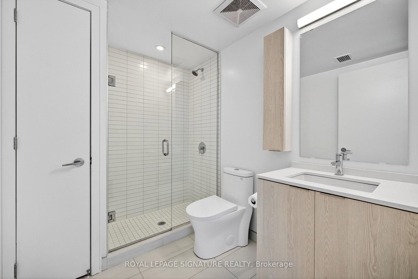 86 Dundas Street E, Unit 326 - Photo 16