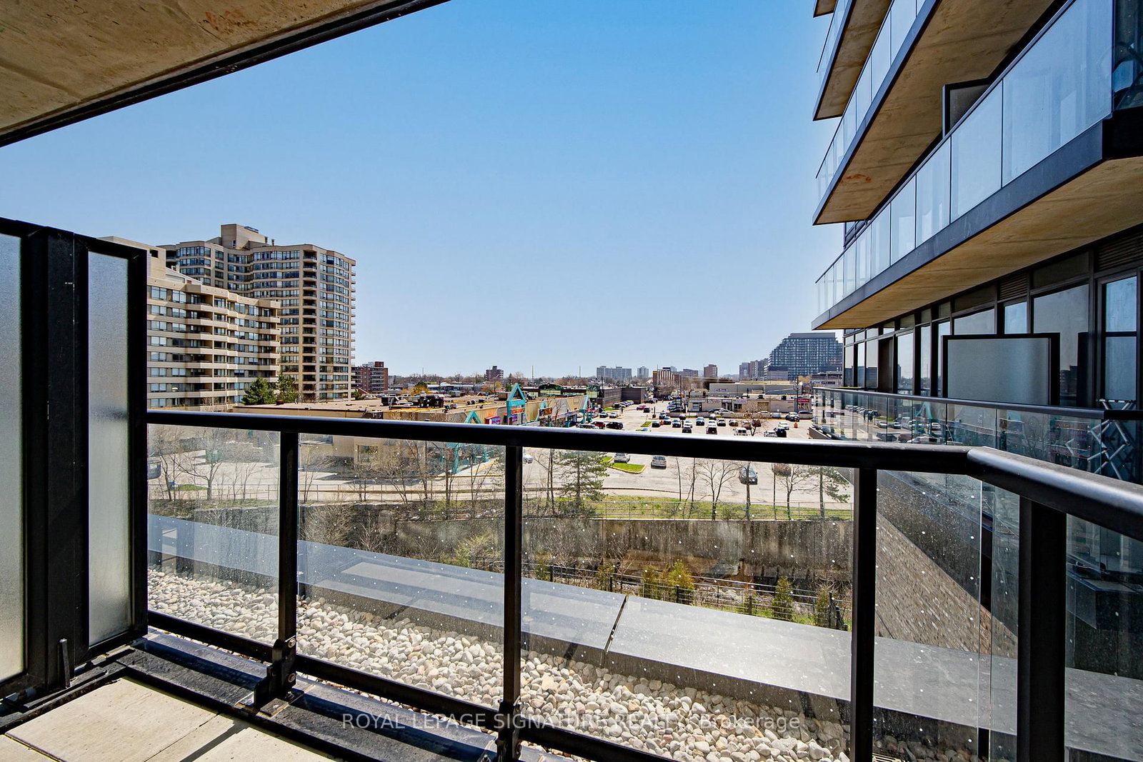 86 Dundas Street E, Unit 326 - Photo 19