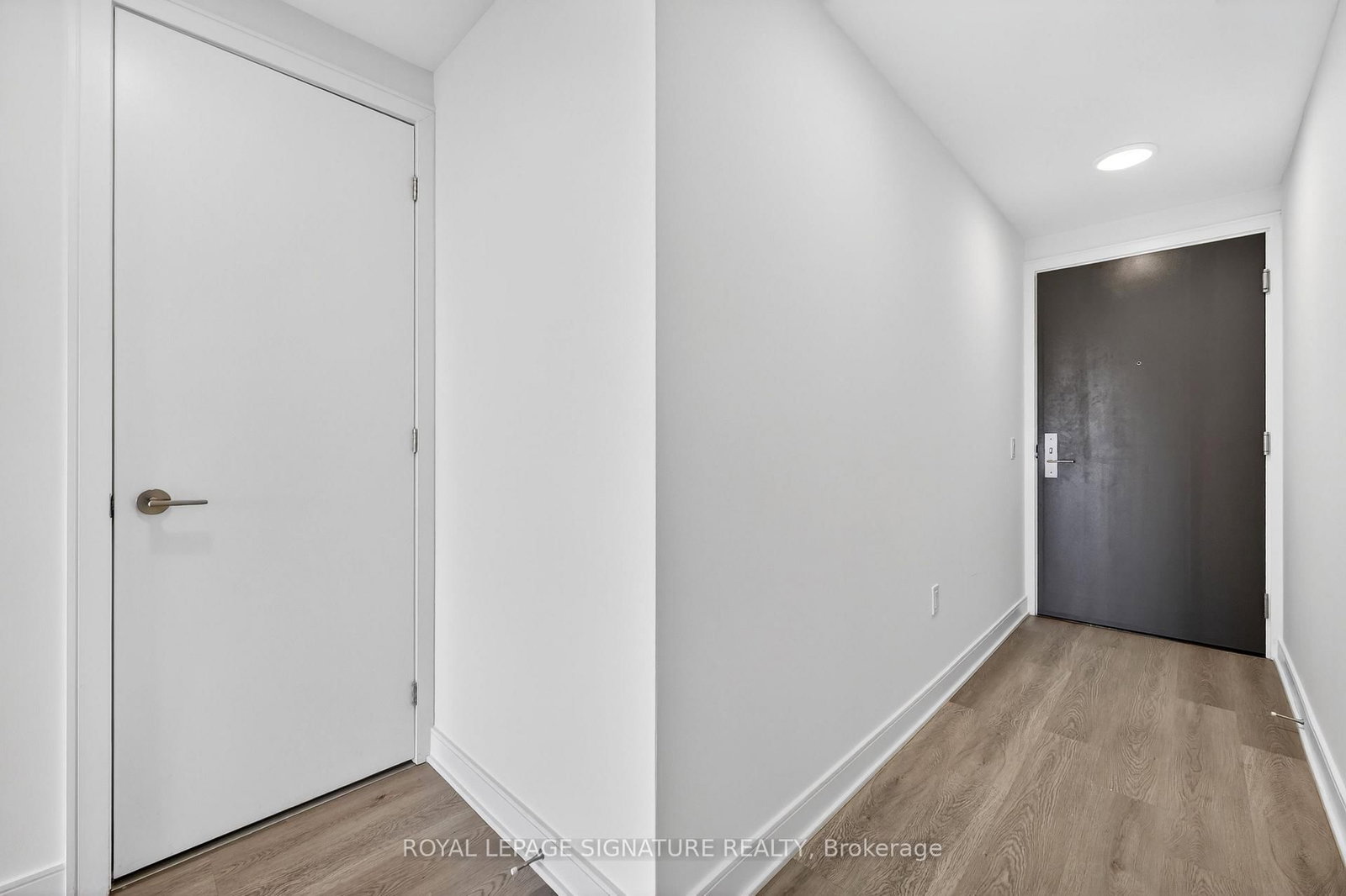 86 Dundas Street E, Unit 326 - Photo 22