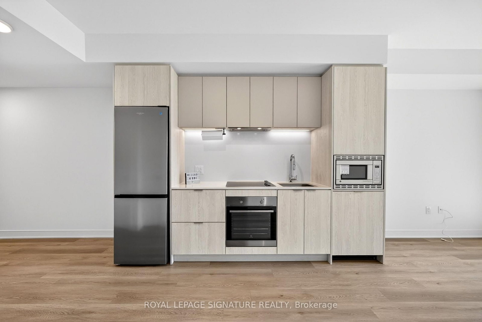 86 Dundas Street E, Unit 326 - Photo 6