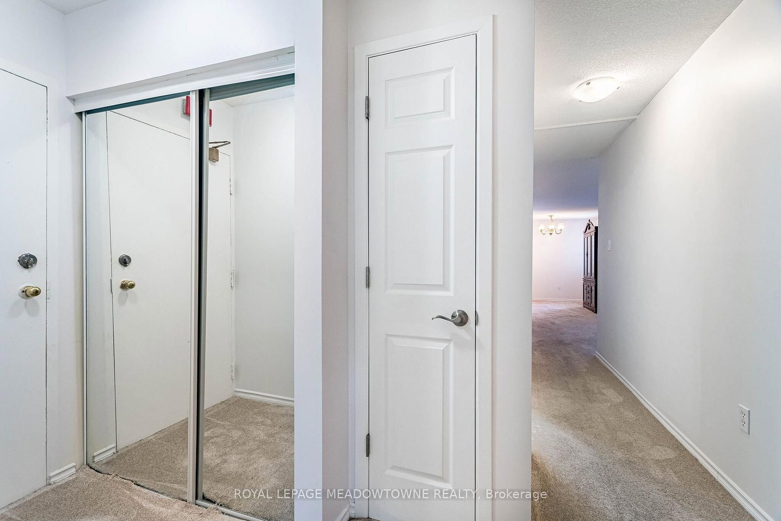 2866 Battleford Road, Unit 4A - Photo 11