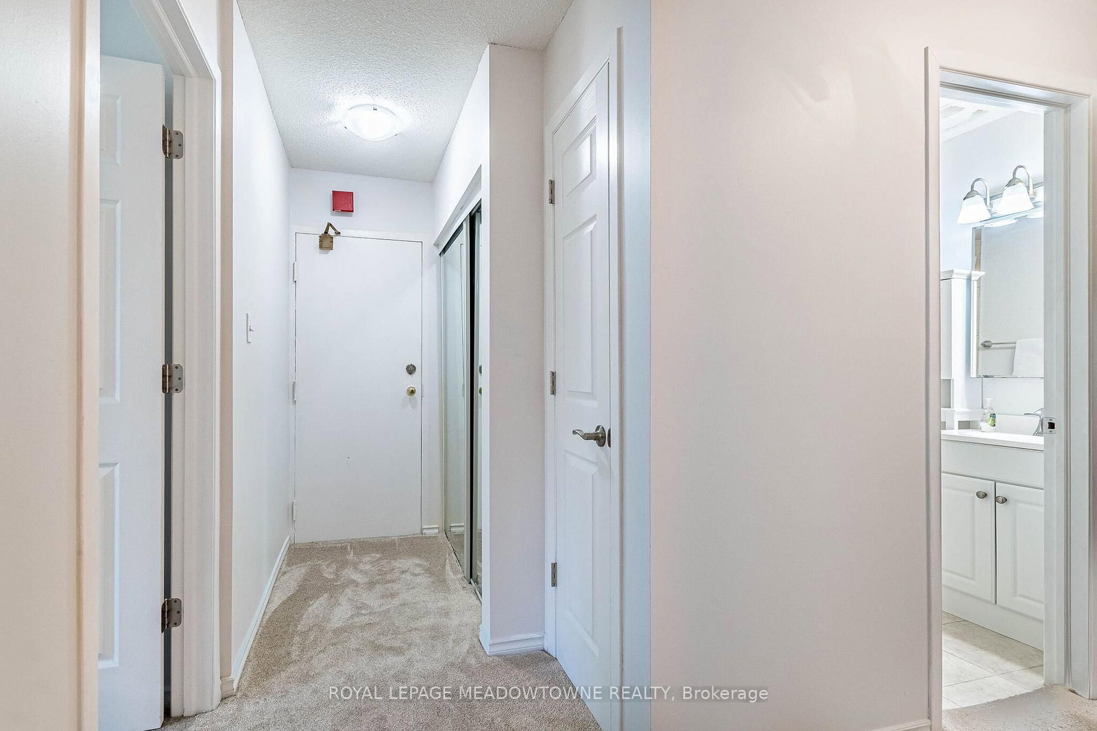 2866 Battleford Road, Unit 4A - Photo 14