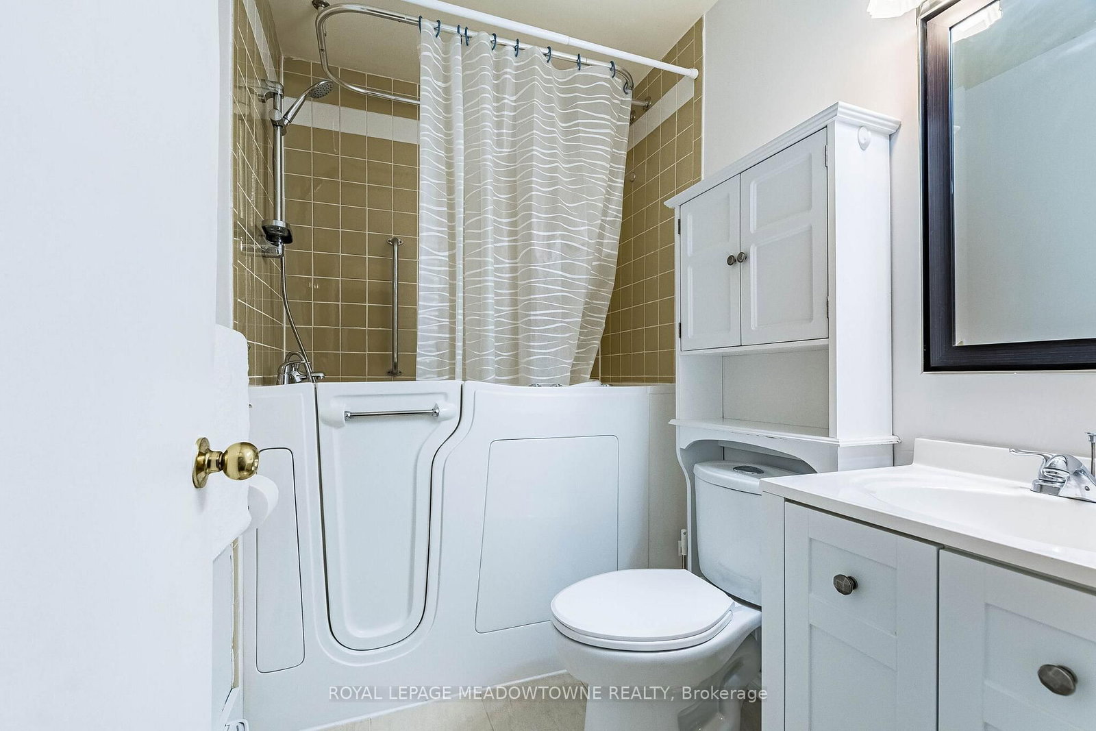 2866 Battleford Road, Unit 4A - Photo 15