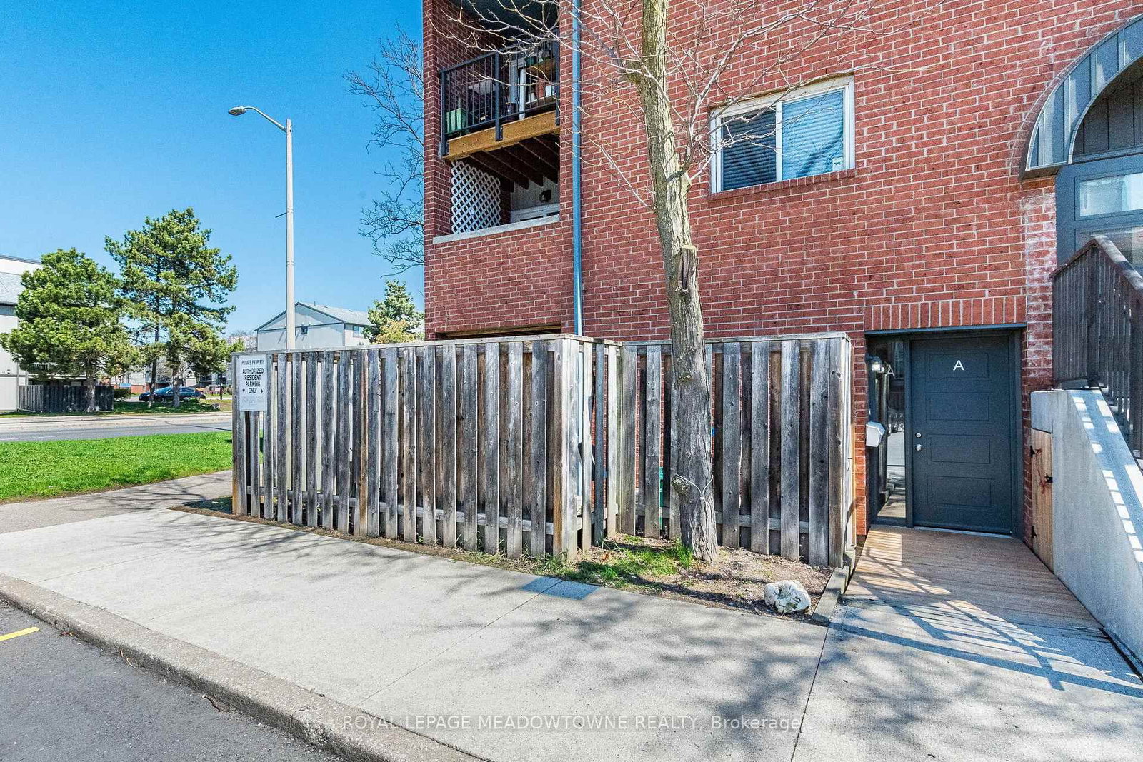 2866 Battleford Road, Unit 4A - Photo 2