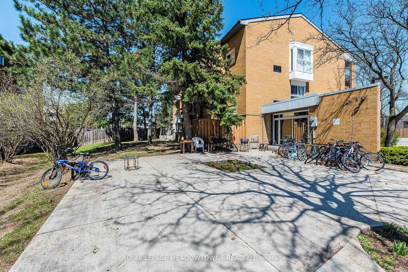 2866 Battleford Road, Unit 4A - Photo 25