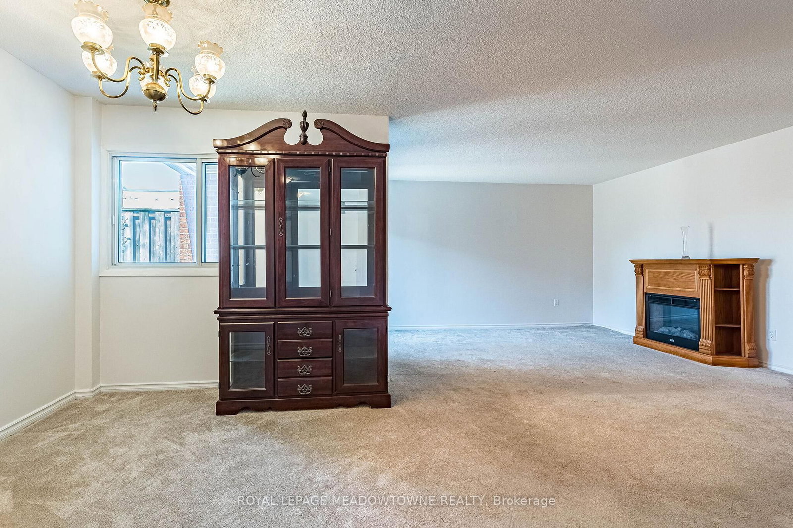 2866 Battleford Road, Unit 4A - Photo 5