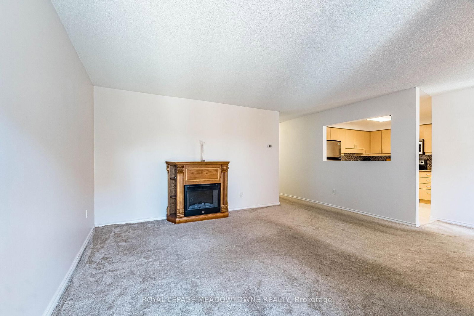 2866 Battleford Road, Unit 4A - Photo 6