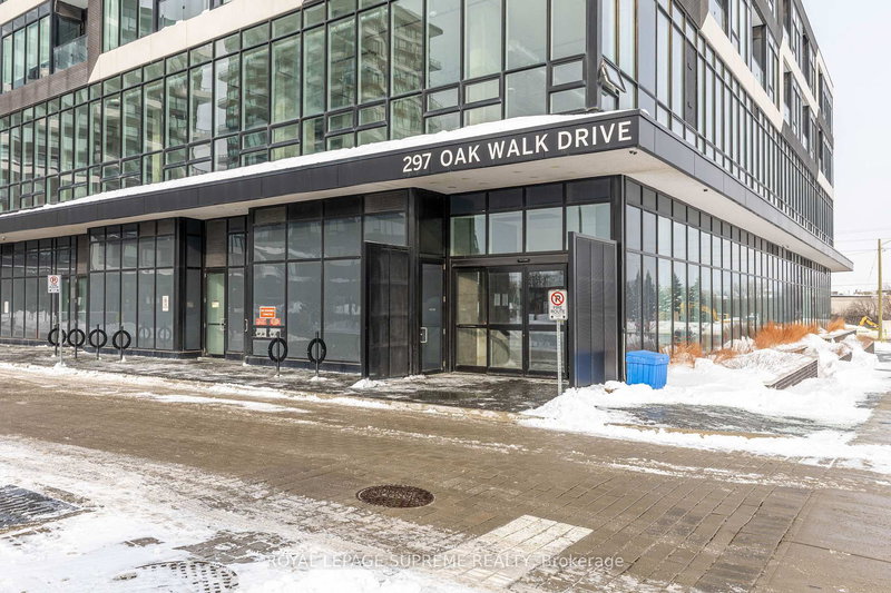 2010 - 297 Oak Walk Dr, Oakville, L6H 3R6 | Image 3