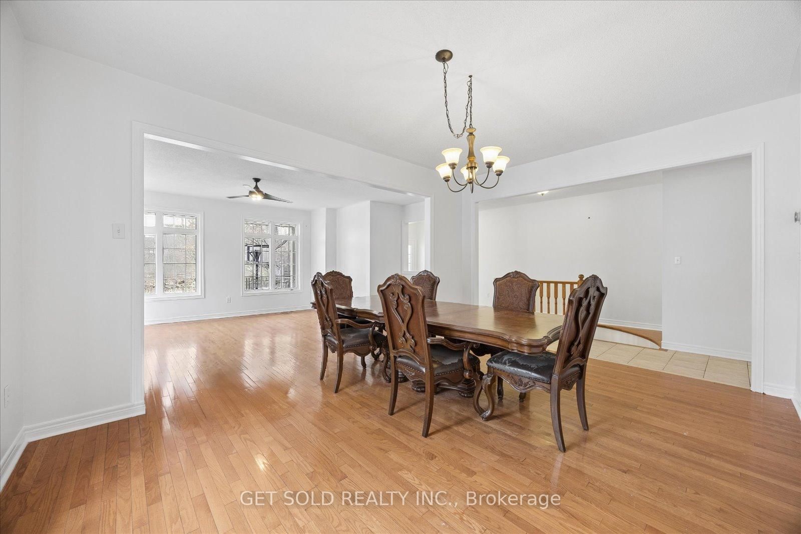 16 Deerchase Road • Brampton, ON photo 13