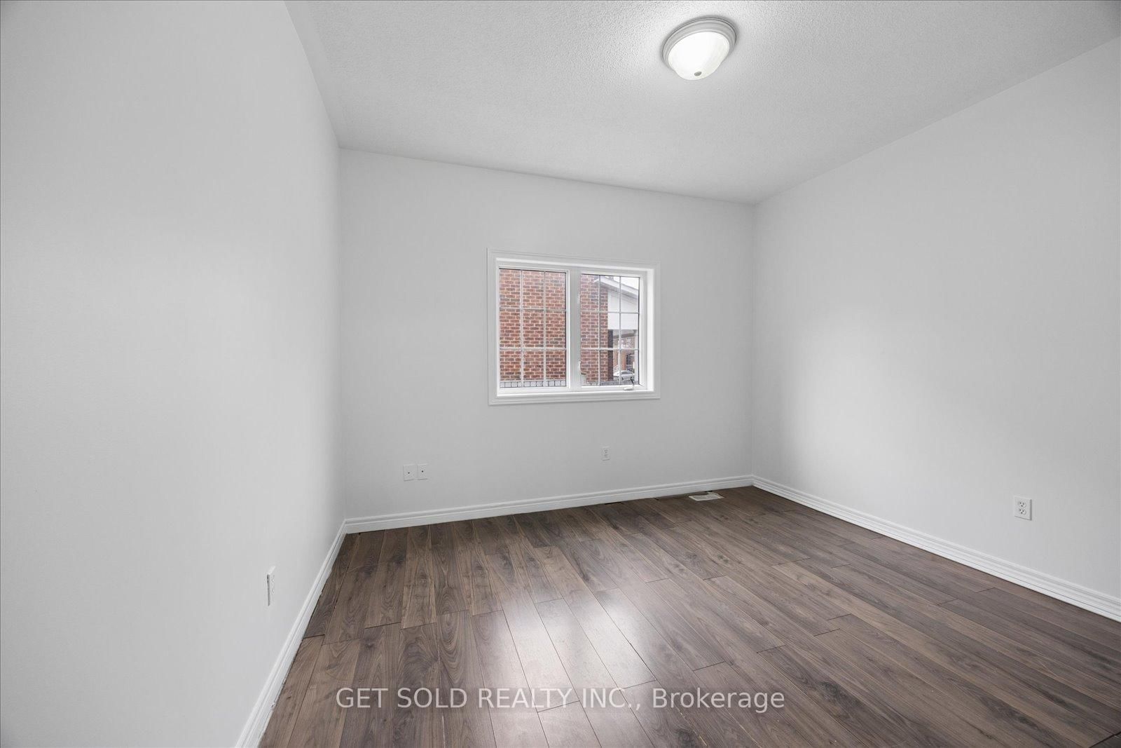 16 Deerchase Road • Brampton, ON photo 24