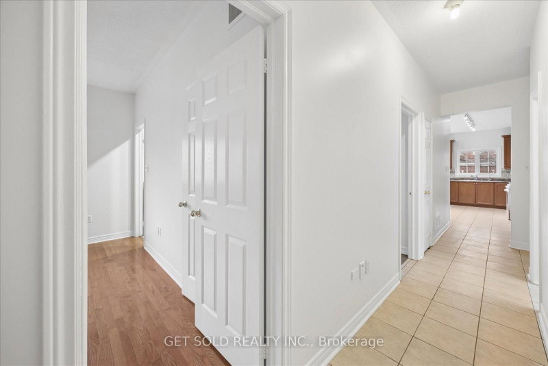 16 Deerchase Brampton,ON L6P 2L4 — Photo 27