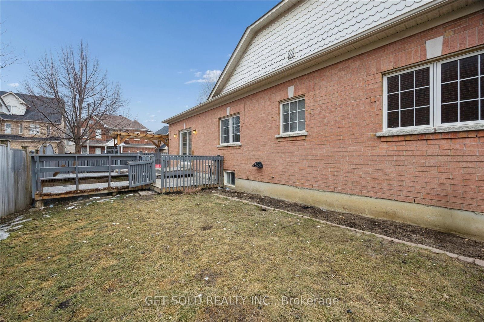 16 Deerchase Road • Brampton, ON photo 47
