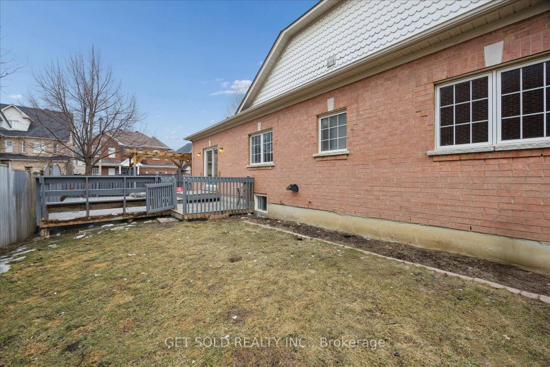 16 Deerchase Brampton,ON L6P 2L4 — Photo 47