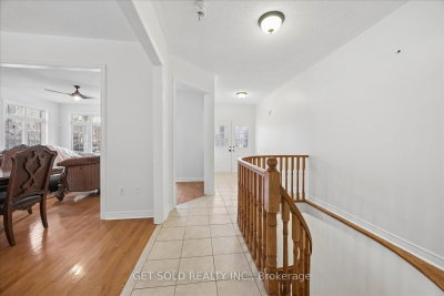 16 Deerchase Road • Brampton, ON photo 9
