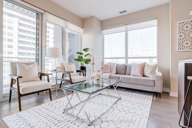 836 - 1830 Bloor St W, Toronto, M6P 0A2 | Image 3