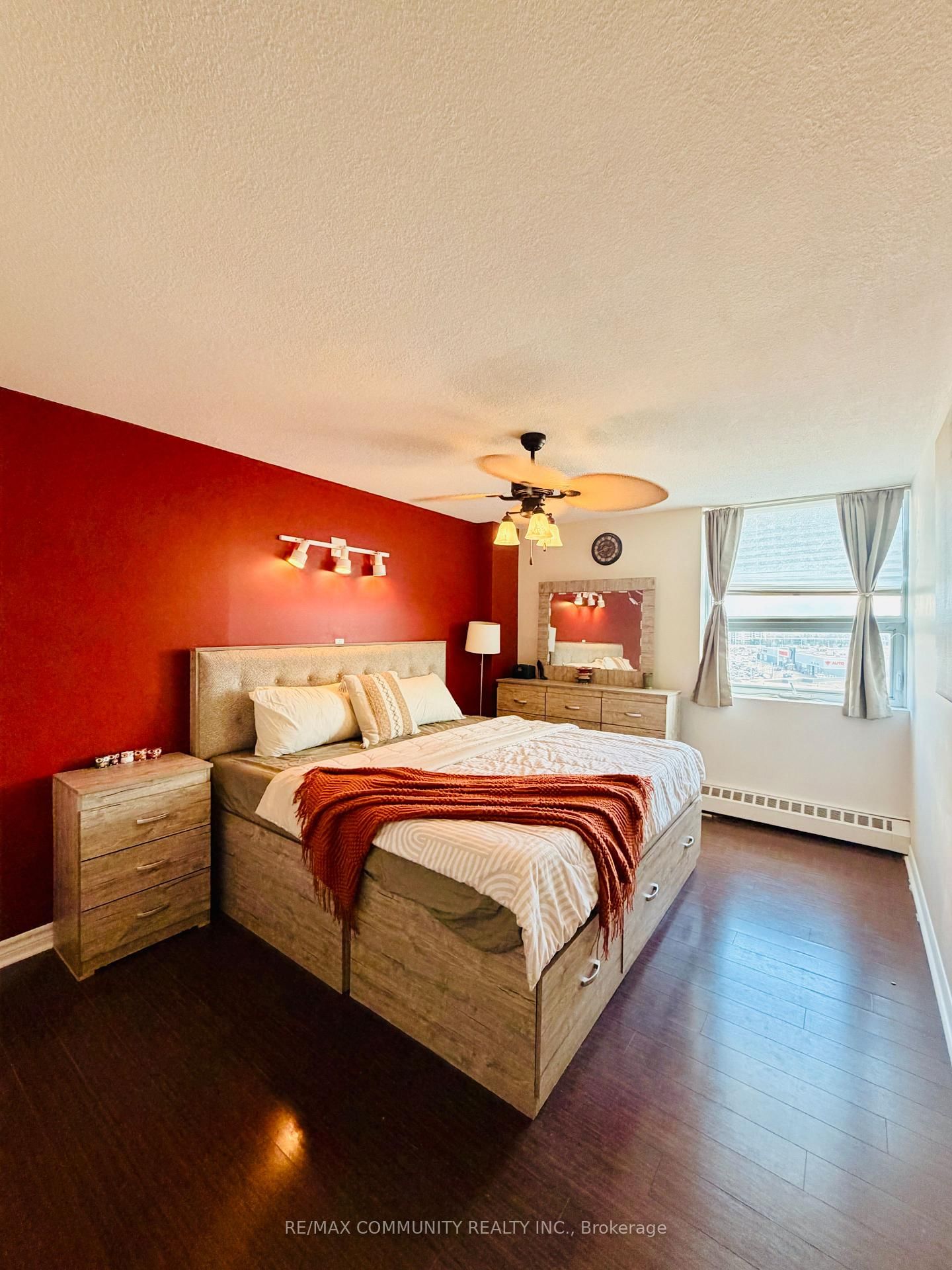 2929 Aquitaine Avenue S, Unit 705 - Photo 21