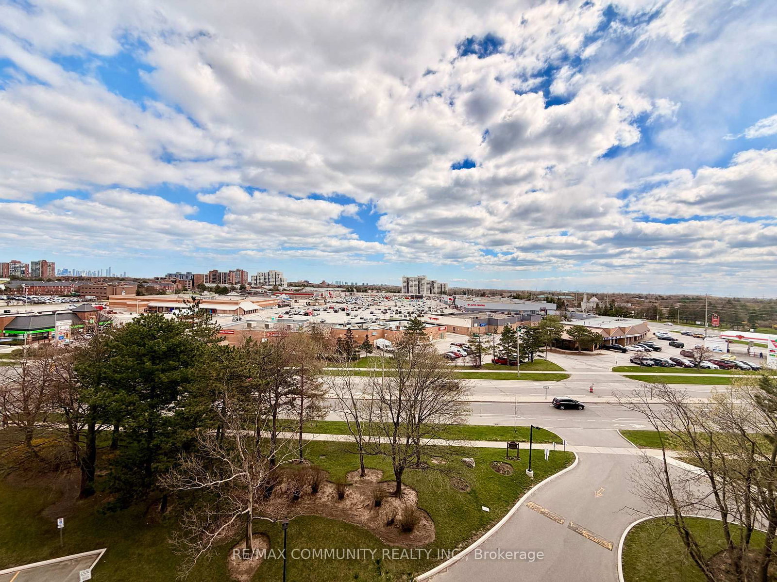 2929 Aquitaine Avenue S, Unit 705 - Photo 36