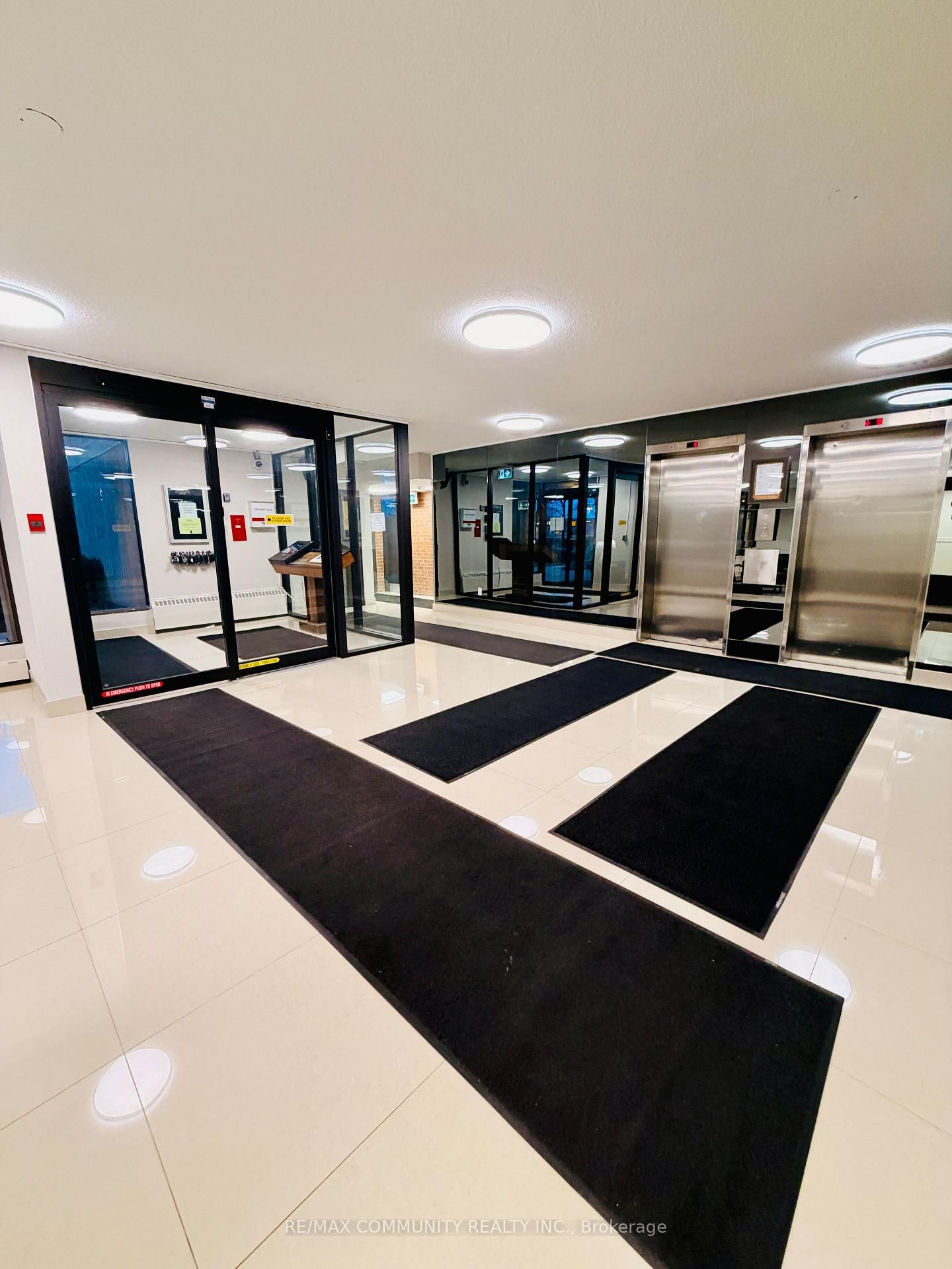 2929 Aquitaine Avenue S, Unit 705 - Photo 4