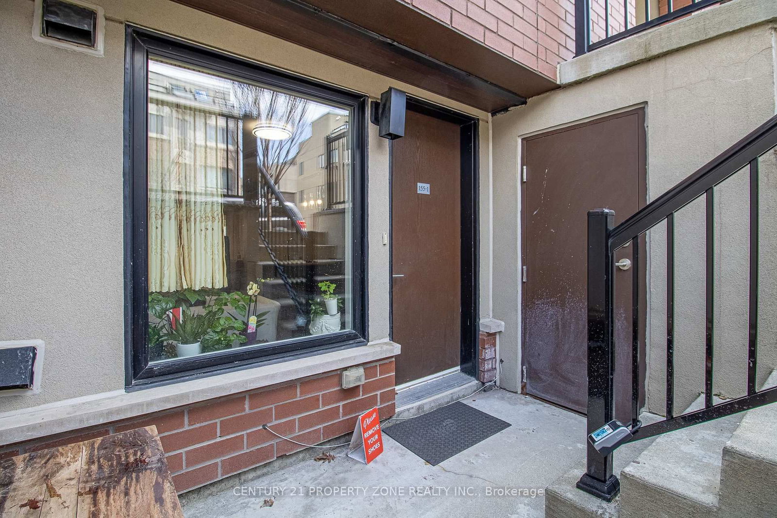 155 William Duncan Road, Unit 1 - Photo 3