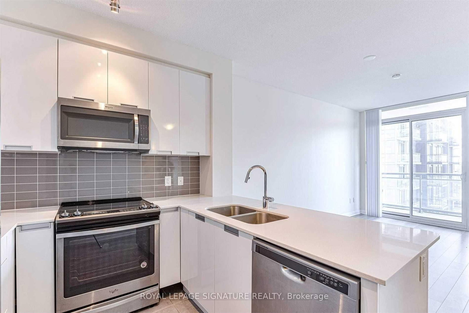 5025 Four Springs Avenue, Unit 701 - Photo 5