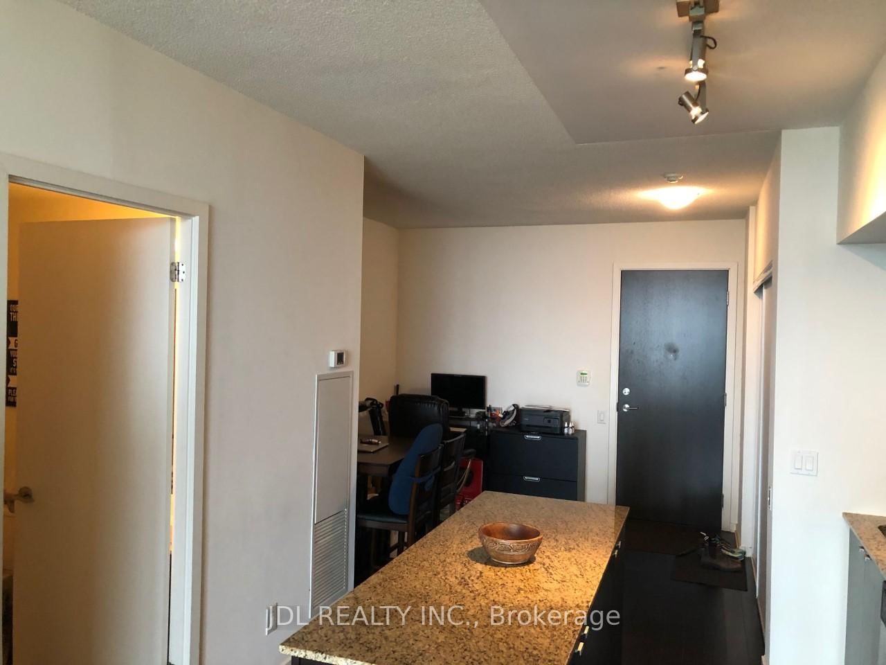 105 The Queensway Avenue, Unit 2404 - Photo 10